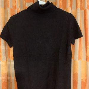 Hugo Boss cashmere sweater - barely worn!